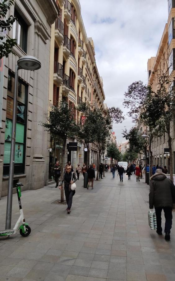 APARTAMENTOS EN FUENCARRAL Granvía Madrid Exterior foto