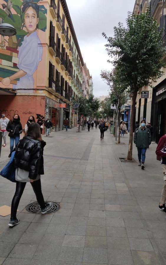 APARTAMENTOS EN FUENCARRAL Granvía Madrid Exterior foto